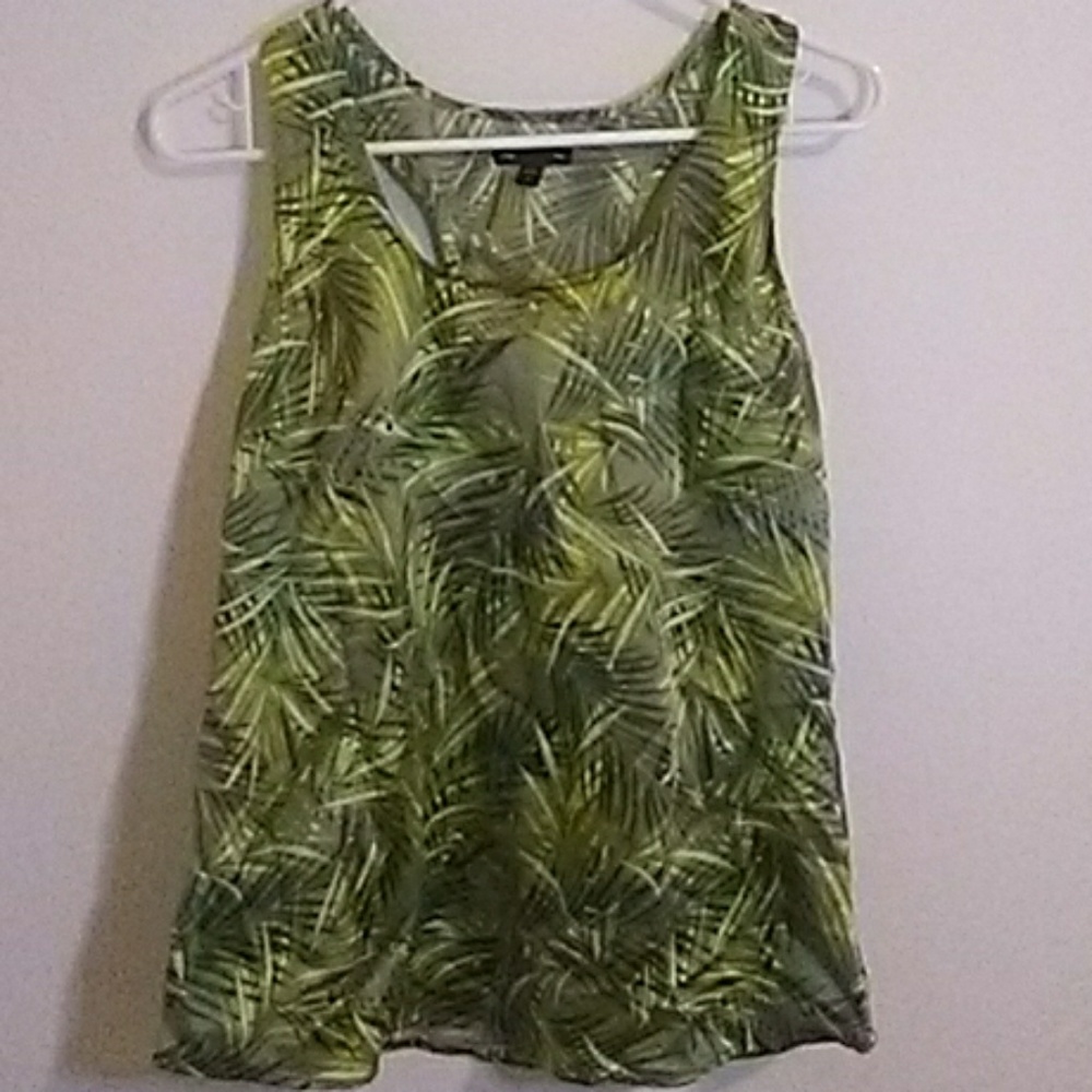 Gap Woman's green print top